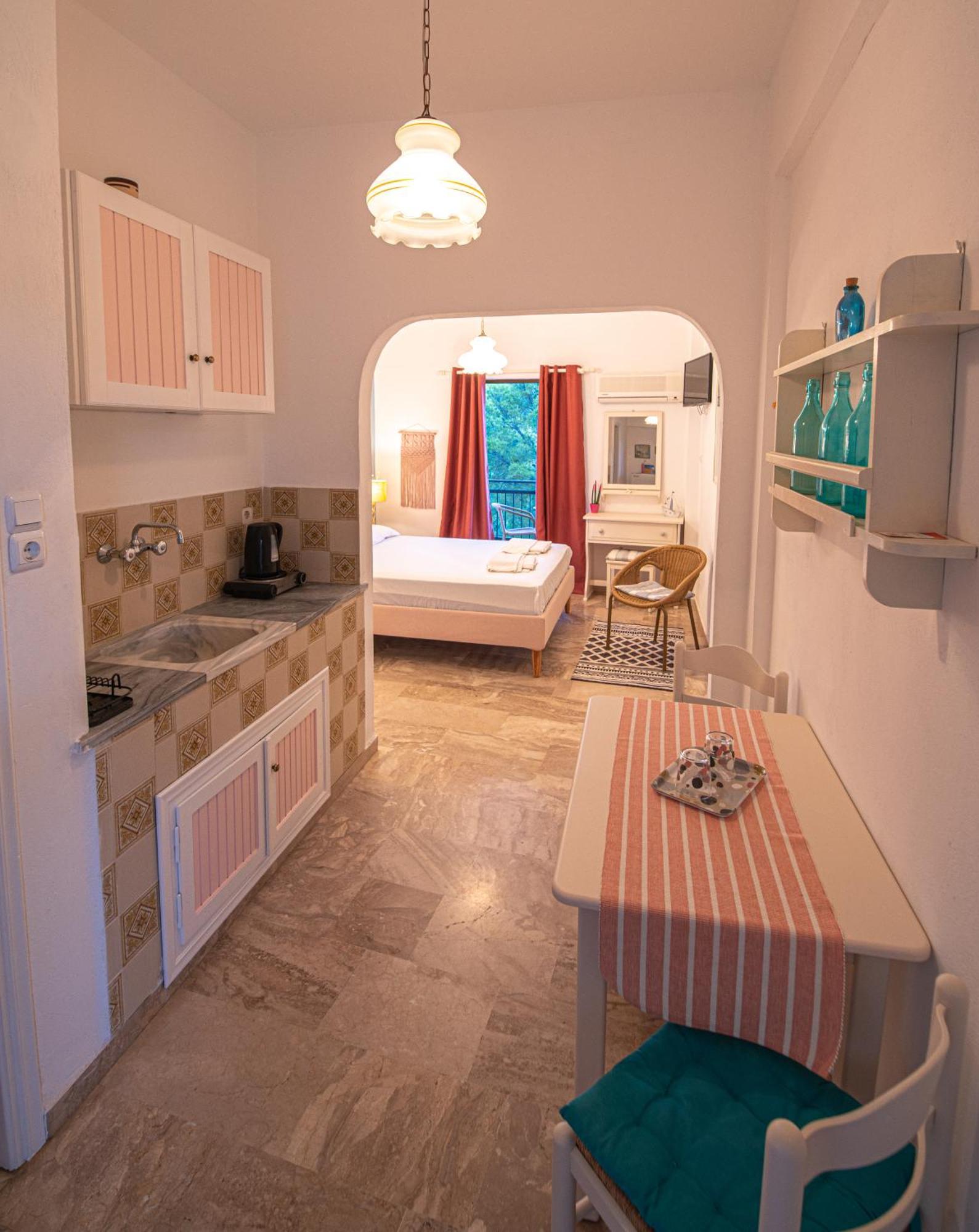 Stella Studios Poros Town Ngoại thất bức ảnh
